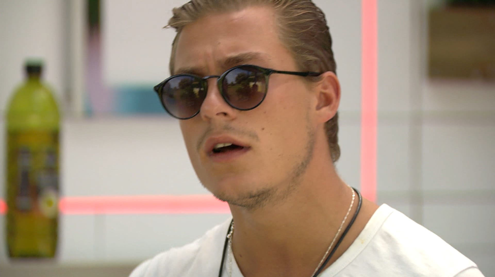 "Love Island": Henrik ist sauer auf Luca.