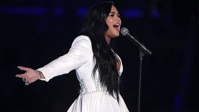 Demi Lovato will kwin weißes Kleid tragen, wenn sie heiratet.