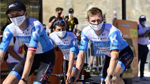 Auch André Greipel (r) steht beim Team Israel Start-up Nation unter Vertrag.