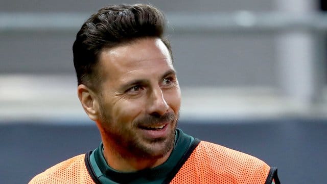 Claudio Pizarro wird Club-Botschafter des FC Bayern München.