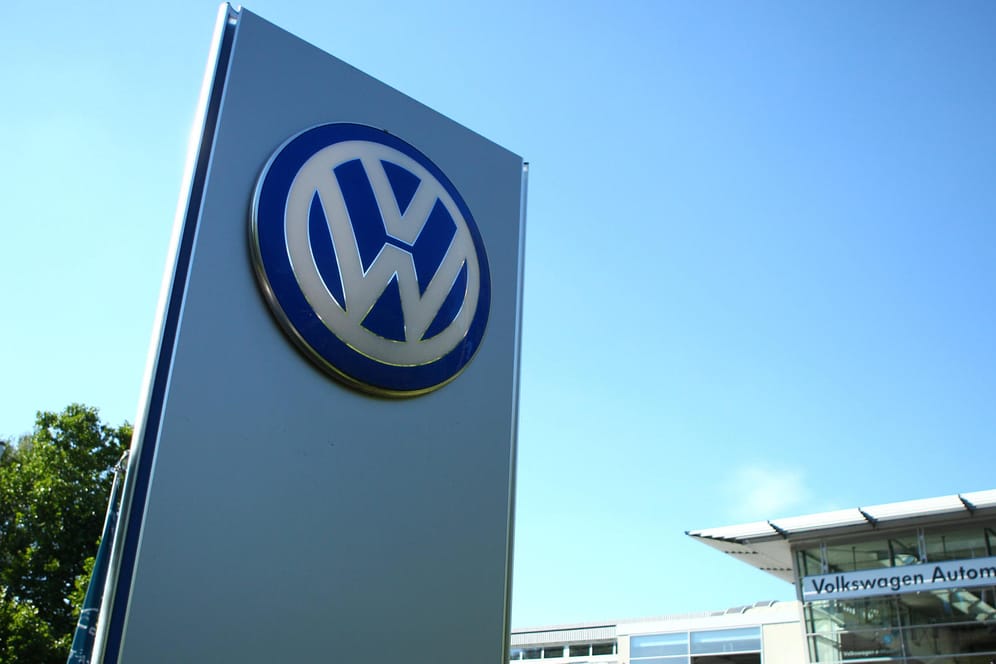 Volkswagen-Autohaus: VW muss erneut Modelle in die Werkstatt zurückbeordern.