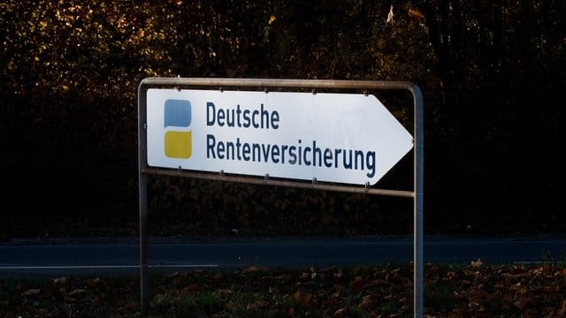 Die Rentenversicherung berät nun auch wieder persönlich. Die Rentenversicherung berät nun auch wieder persönlich.