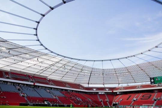 Bayer Leverkusen will zum Bundesliga-Start 6000 Fans in die BayArena lassen.