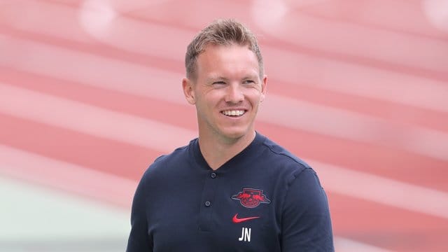 Strebt in der Bundesliga mit RB Leipzig einen der vorderen vier Plätze an: Trainer Julian Nagelsmann. Strebt in der Bundesliga mit RB Leipzig einen der vorderen vier Plätze an: Trainer Julian Nagelsmann.