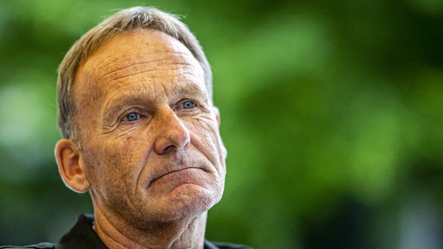 Sieht eine große Verpflichtung in der nun nun genehmigten Teilwiederzulassung von Zuschauern: Hans-Joachim Watzke.