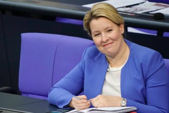 Bundesfamilienministerin Franziska Giffey: Das neue Gesetz soll Familien mehr zeitliche Freiräume ermöglichen.