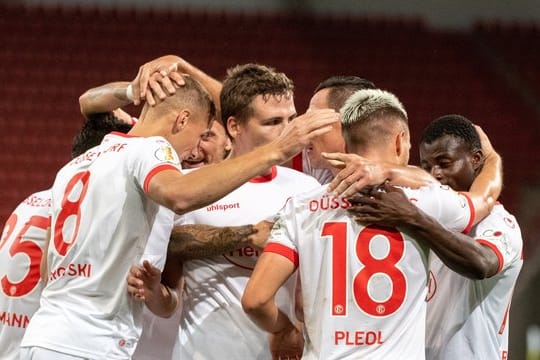 Fortuna Düsseldorf hat zwar acht Spieler neu verpflichtet, aber gleich 15 Akteure abgegeben - so viel wie kein anderer Club.