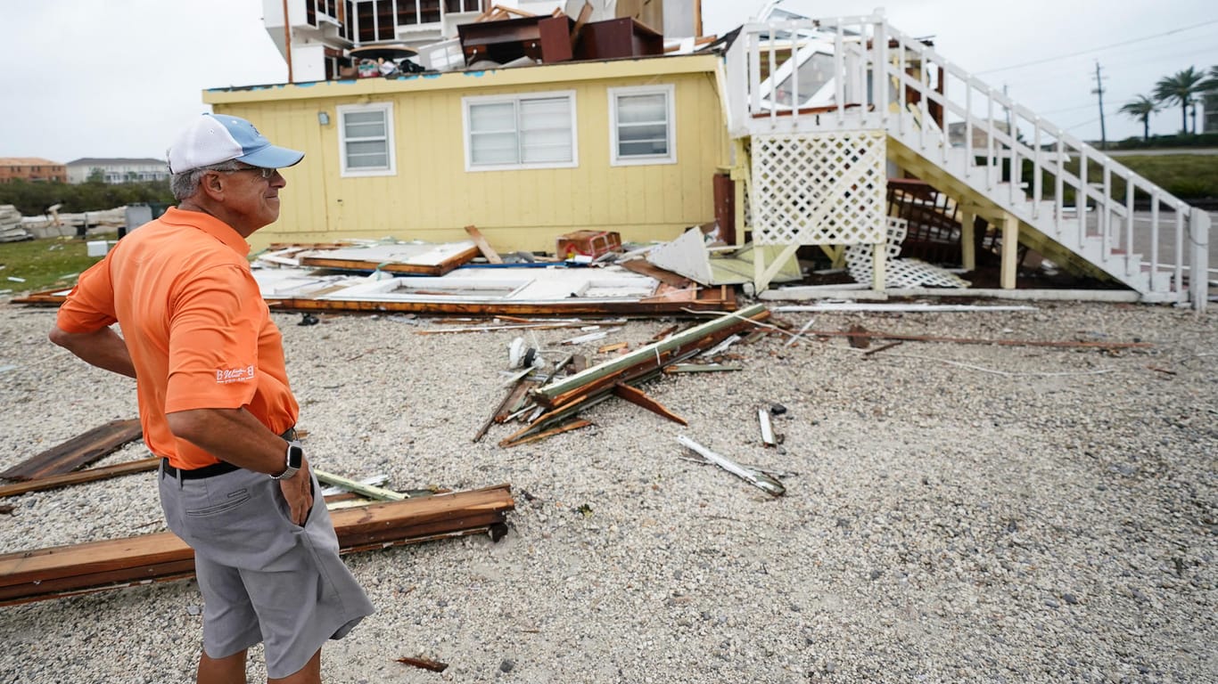 Zerstörung in Florida: Hurrikan "Sally" bringt starke Winde und Regenfälle an die Golfküste der USA.