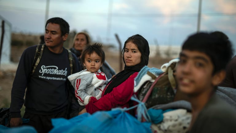 Migranten auf Lesbos: Seit der Brandkatastrophe in Moria hat das Thema Asyl in Europa wieder Fahrt aufgenommen.