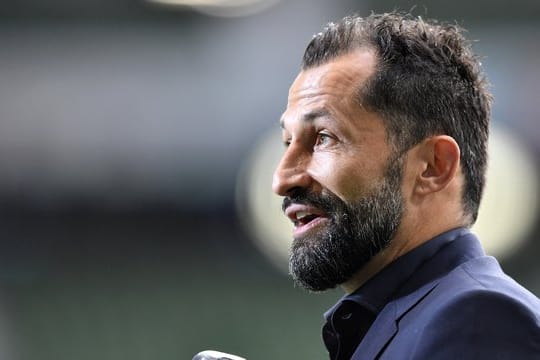 Benennt die Grenzen für eine Vertragsverlängerung von Alaba: Bayern-Sportdirektor Hasan Salihamidzic.