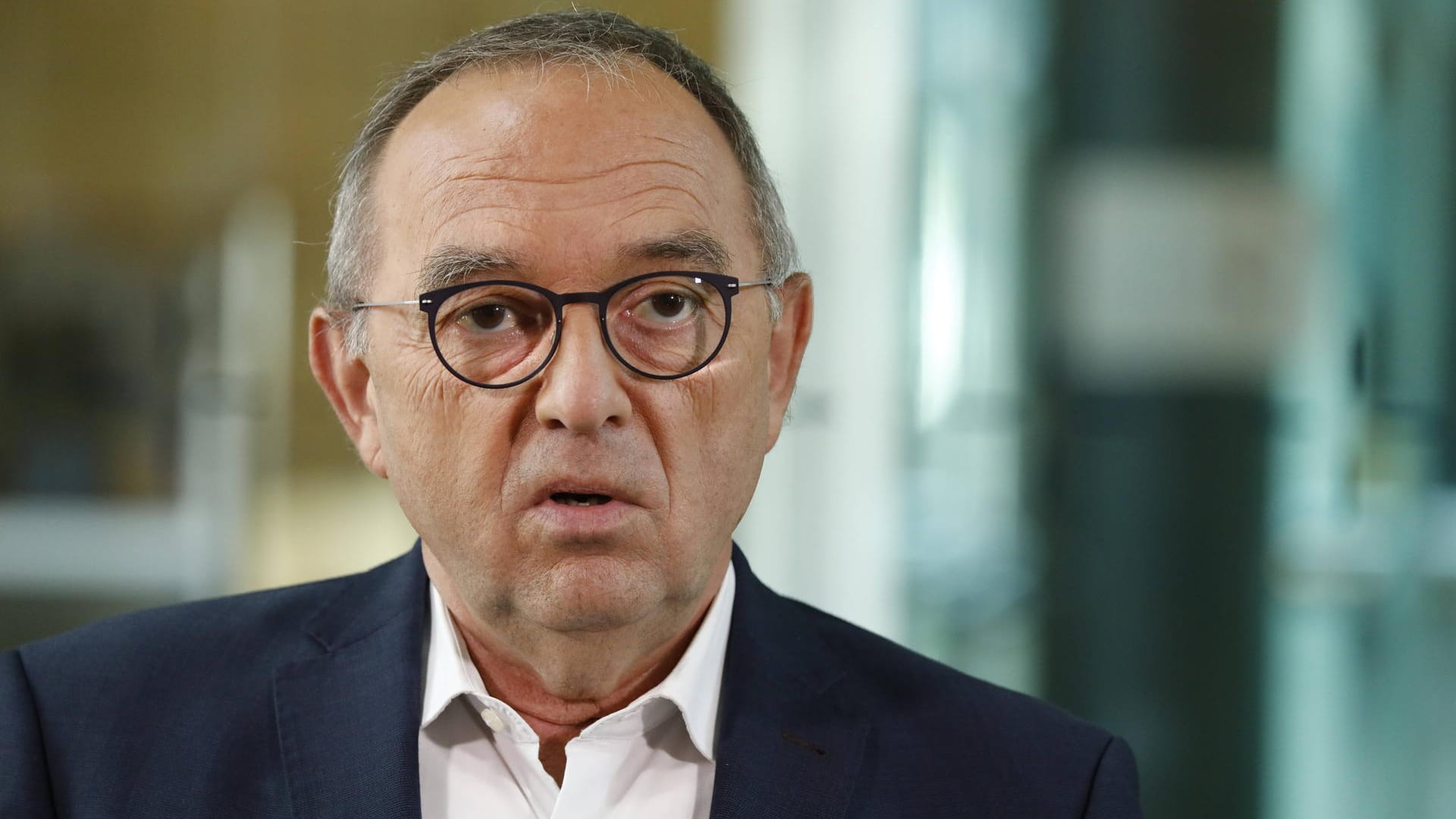 Berlin: Norbert Walter-Borjans , Bundesvorsitzender der SPD bei einer Pressekonferenz.