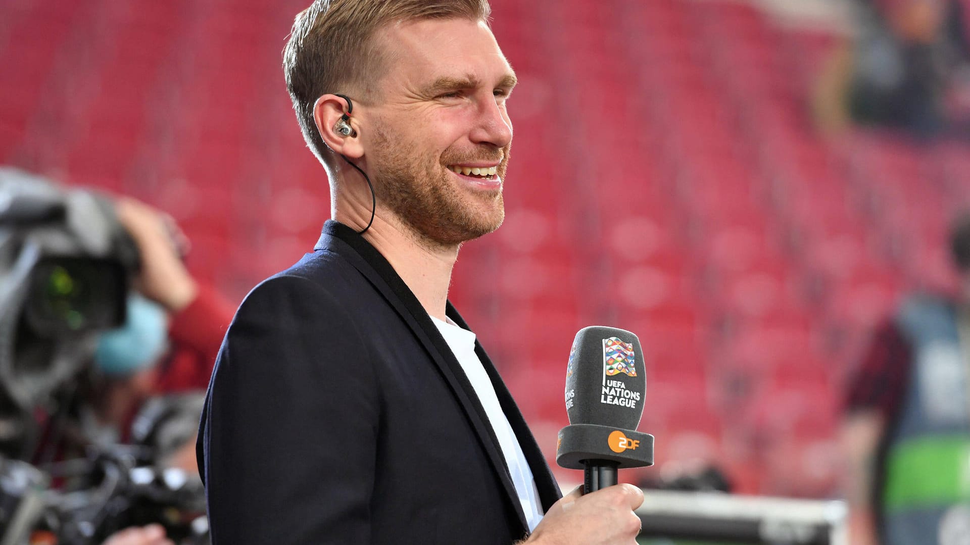 Per Mertesacker: Der Ex-Nationalspieler trat die Nachfolge von Oliver Kahn als Experte an.