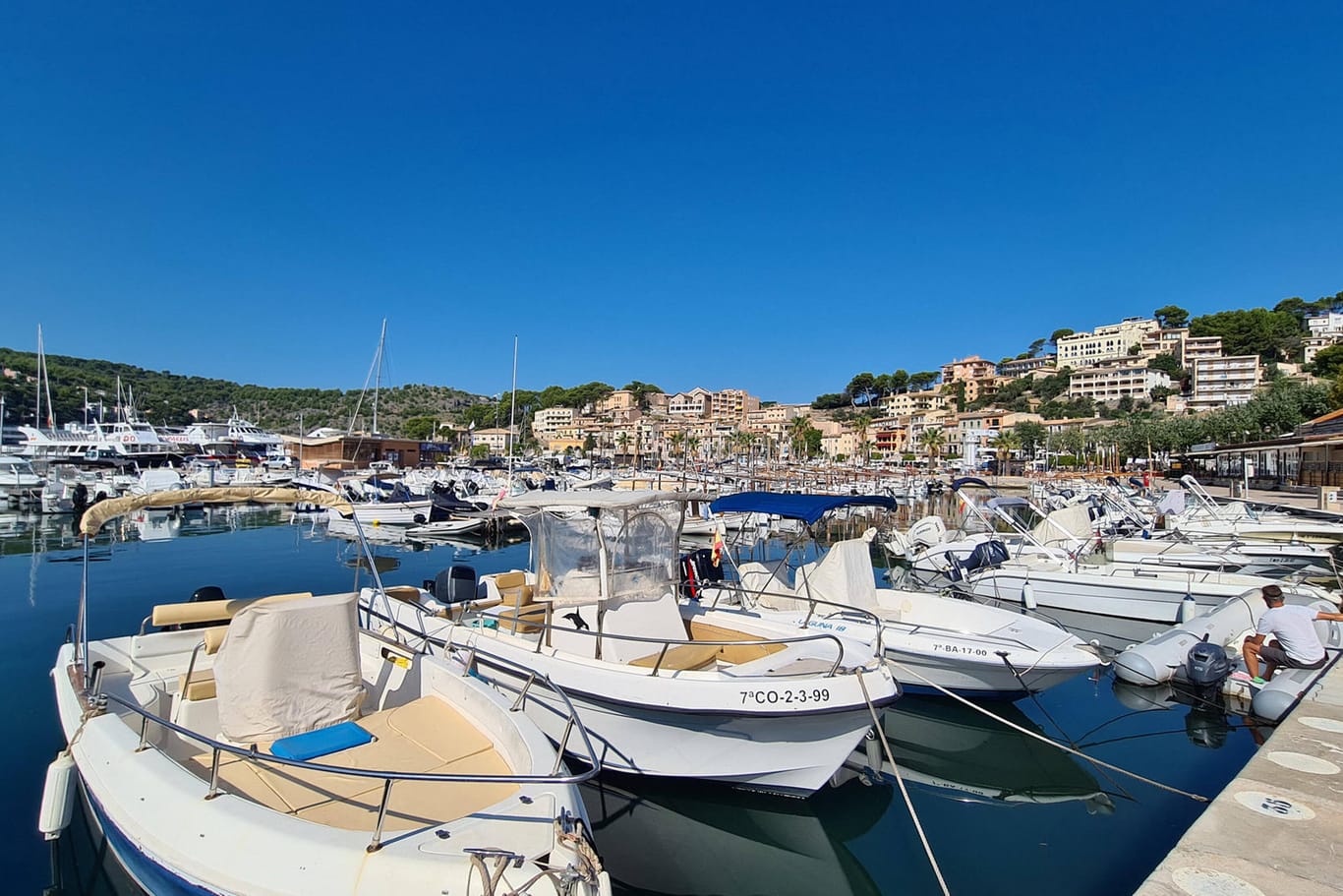 Mallorca: Die Häfen auf der Baleareninsel sind brechend voll, weil wegen der Corona-Krise kaum Schiffe fahren.