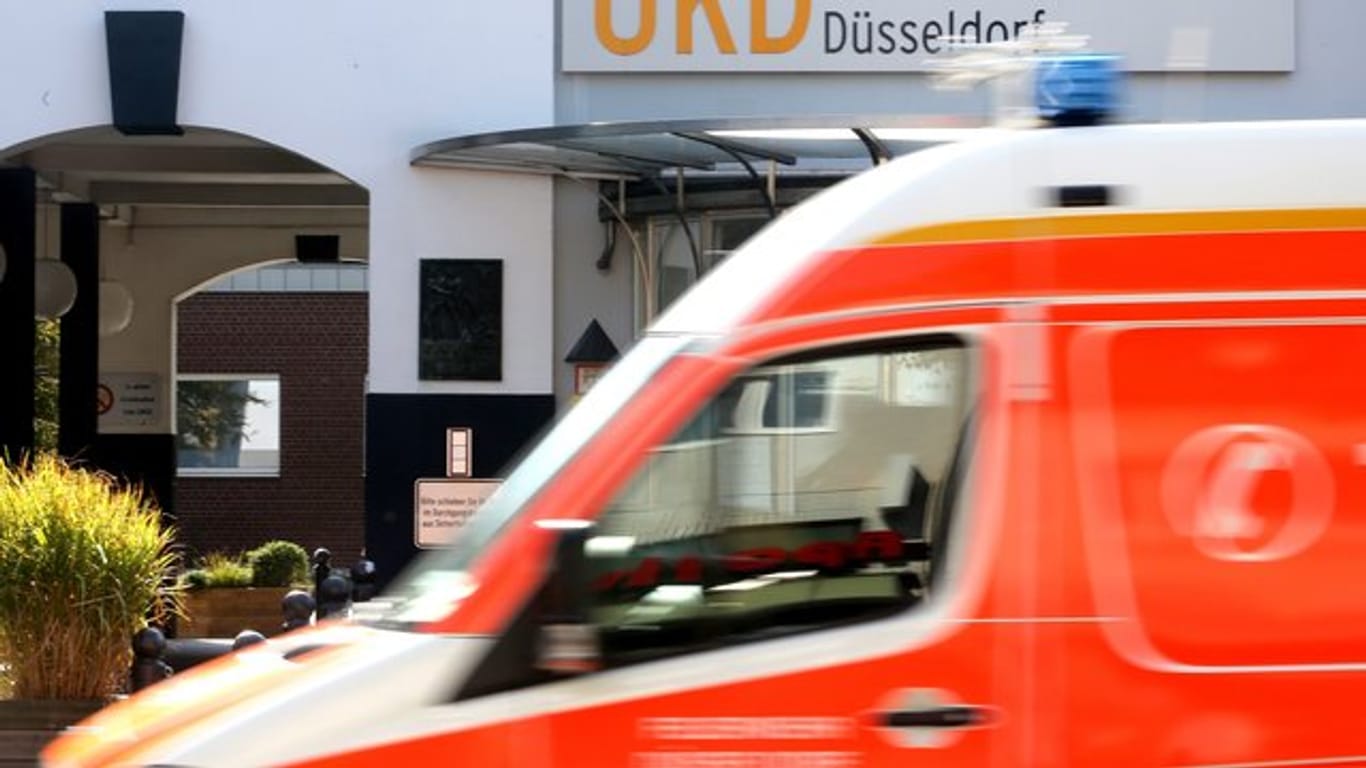 Der IT-Ausfall an der Düsseldorfer Uni-Klinik beruht nach Angaben der Landesregierung auf einem Hacker-Angriff mit Erpressung.