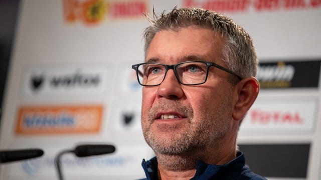 Schließt einen Einsatz von Max Kruse gegen Augsburg nicht aus: Trainer Urs Fischer von Union Berlin. Schließt einen Einsatz von Max Kruse gegen Augsburg nicht aus: Trainer Urs Fischer von Union Berlin.
