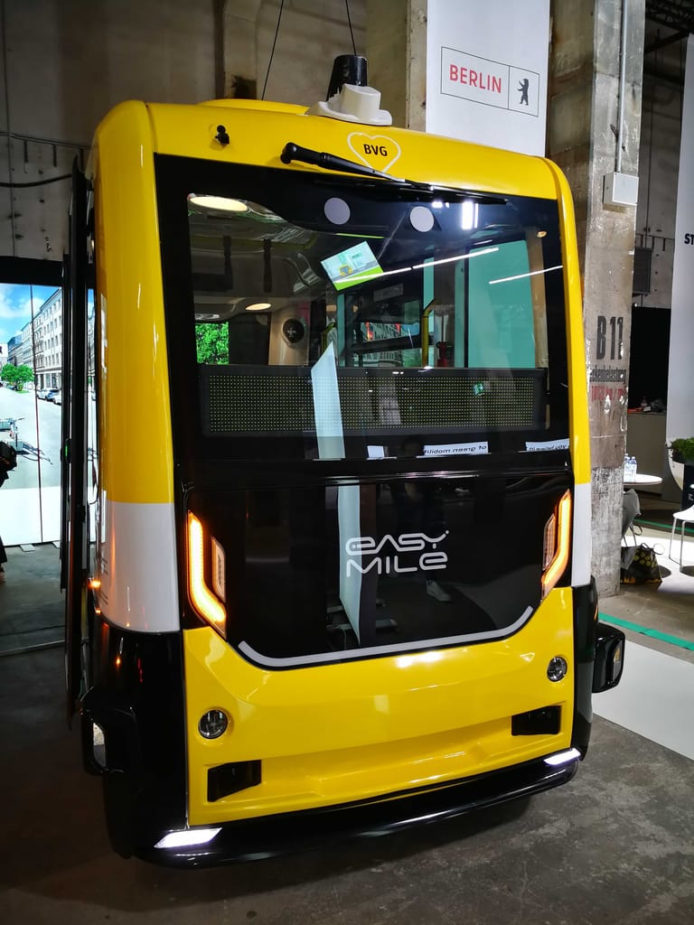 Shuttlebus: Das Fahrzeug hat sechs Sitzplätze und verzichtet auf einen Fahrer.
