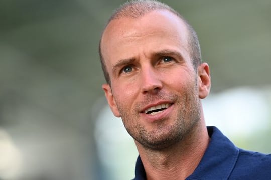 Trainer Sebastian Hoeneß verzeichnet im Hoffenheimer Team einige Ausfälle.