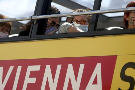 Mehr als die Hälfte der aktuell aktiven Fälle in Österreich werden aus Wien gemeldet.