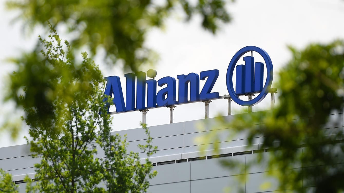 Allianz-Unternehmenssitz in Unterföhring bei München: Gegen den Versicherer klagen mehrere Gastwirte.