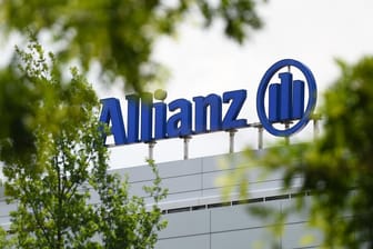 Allianz-Unternehmenssitz in Unterföhring bei München: Gegen den Versicherer klagen mehrere Gastwirte.