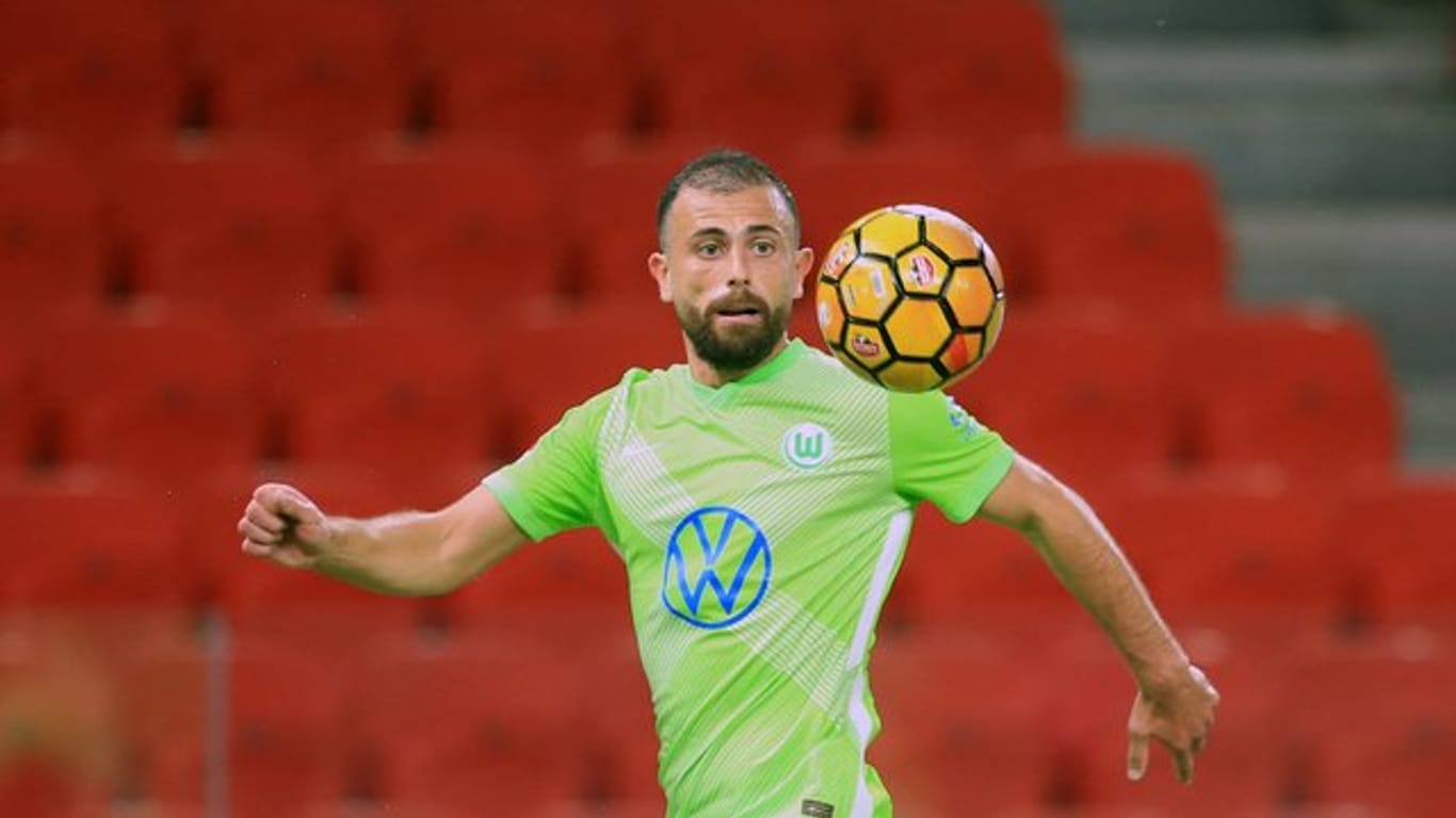 Traf zum 4:0-Endstand in Albanien: Wolfsburgs Admir Mehmedi in Aktion.
