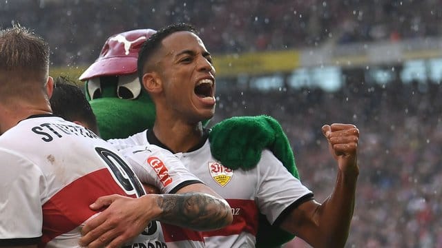 Findet, dass der FC Bayern den Charakter seiner Spieler positiv verändert: Dennis Aogo. Findet, dass der FC Bayern den Charakter seiner Spieler positiv verändert: Dennis Aogo.