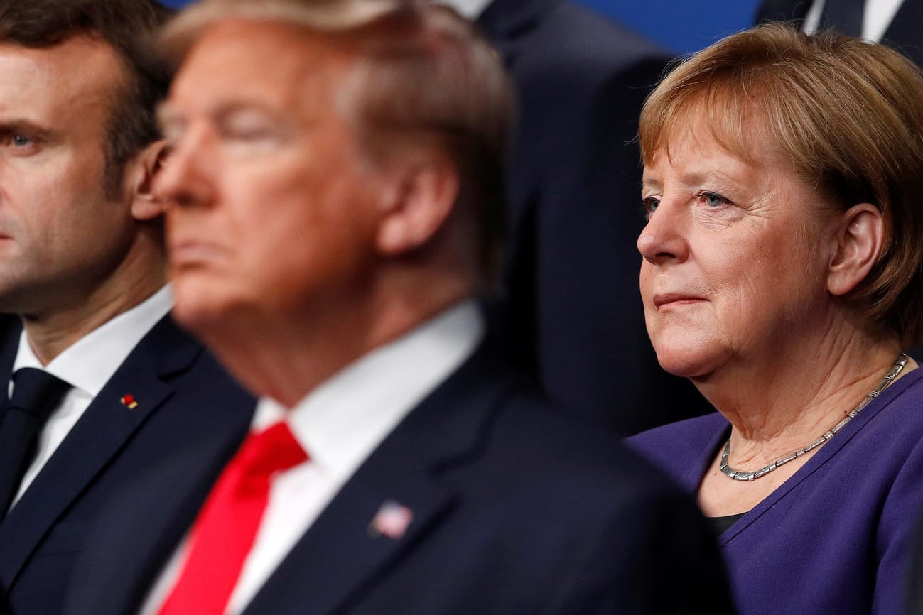 Donald Trump und Angela Merkel: Deutschland soll Europas Leitnation werden, sagt Bestsellerautor Geert Mak.