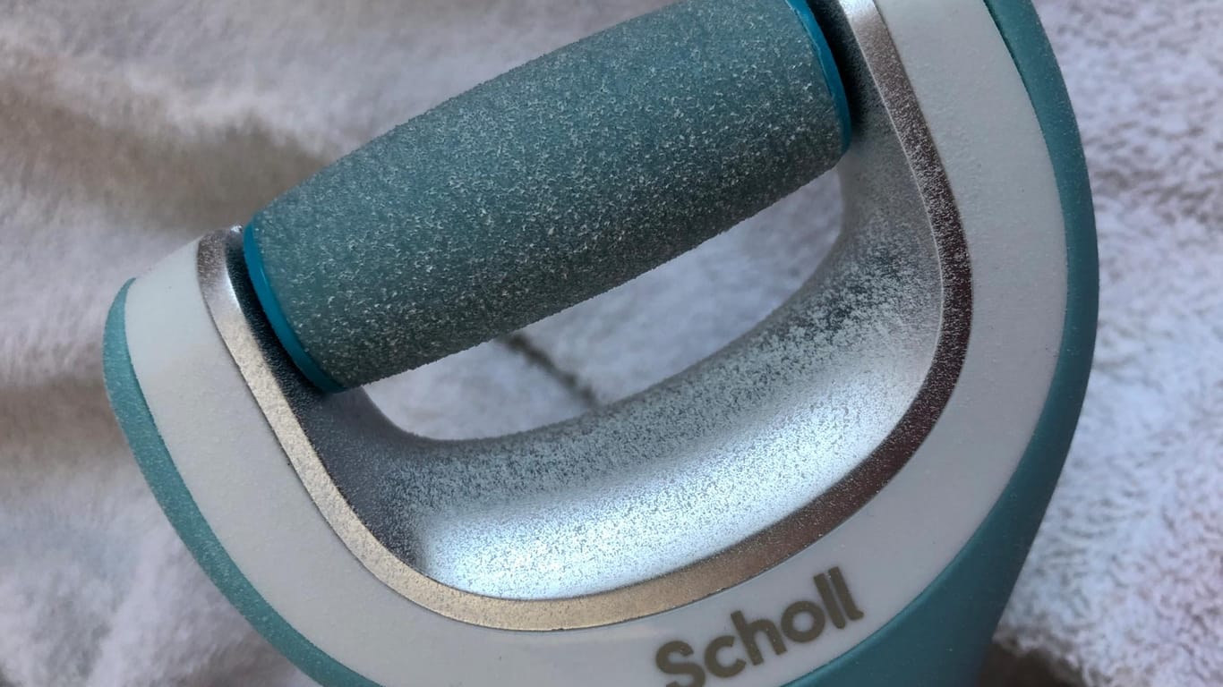 Der Velvet Smooth Pro von Scholl lässt sich einfach mit Wasser reinigen.