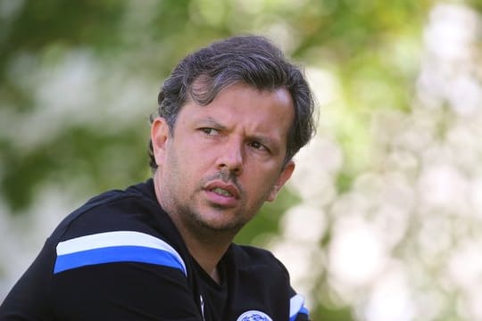 Zumindest wirtschaftlich sieht Samir Arabi Arminia Bielefeld am Tabellenende.