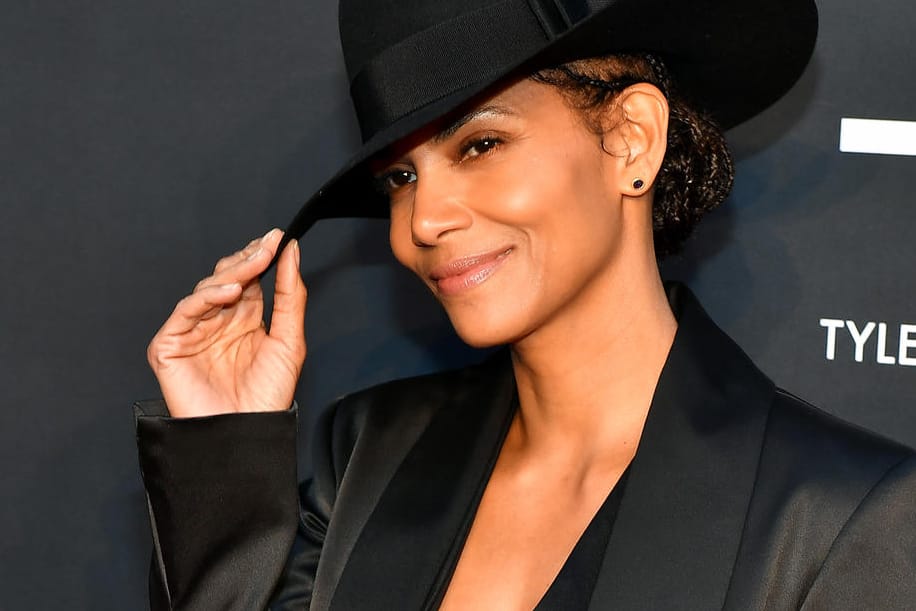 Halle Berry: Die Schauspielerin bestätigt ihre Liebe zu Musiker Van Hunt.