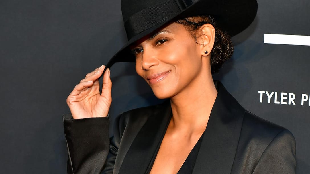 Halle Berry: Die Schauspielerin bestätigt ihre Liebe zu Musiker Van Hunt.