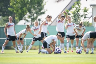 Am Samstagabend spielen die DFB-Frauen in der EM-Qualifikation gegen Irland.