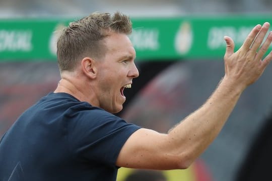 Muss Leistungsschwankungen seines Kaders berücksichtigen: RB Leipzigs Trainer Julian Nagelsmann reagiert auf den Spielverlauf.