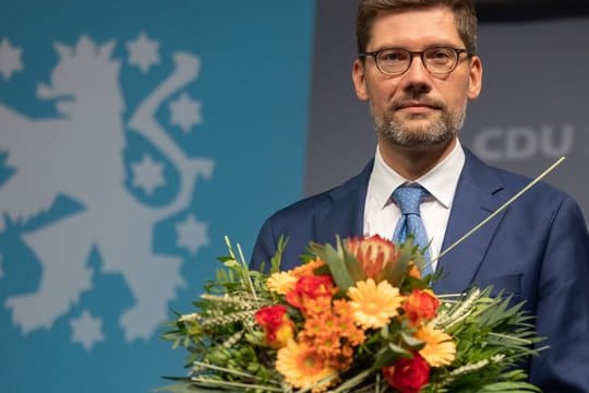 Der frühere Ost-Beauftragte der Bundesregierung, Christian Hirte, ist neuer Landesvorsitzender der Thüringer CDU.