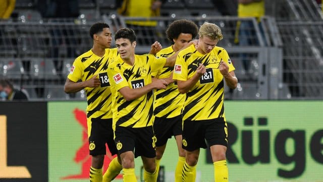 Treffsichere BVB-Youngster: Erling Haaland (r) Giovanni Reyna (M) und Jude Bellingham. Treffsichere BVB-Youngster: Erling Haaland (r) Giovanni Reyna (M) und Jude Bellingham.