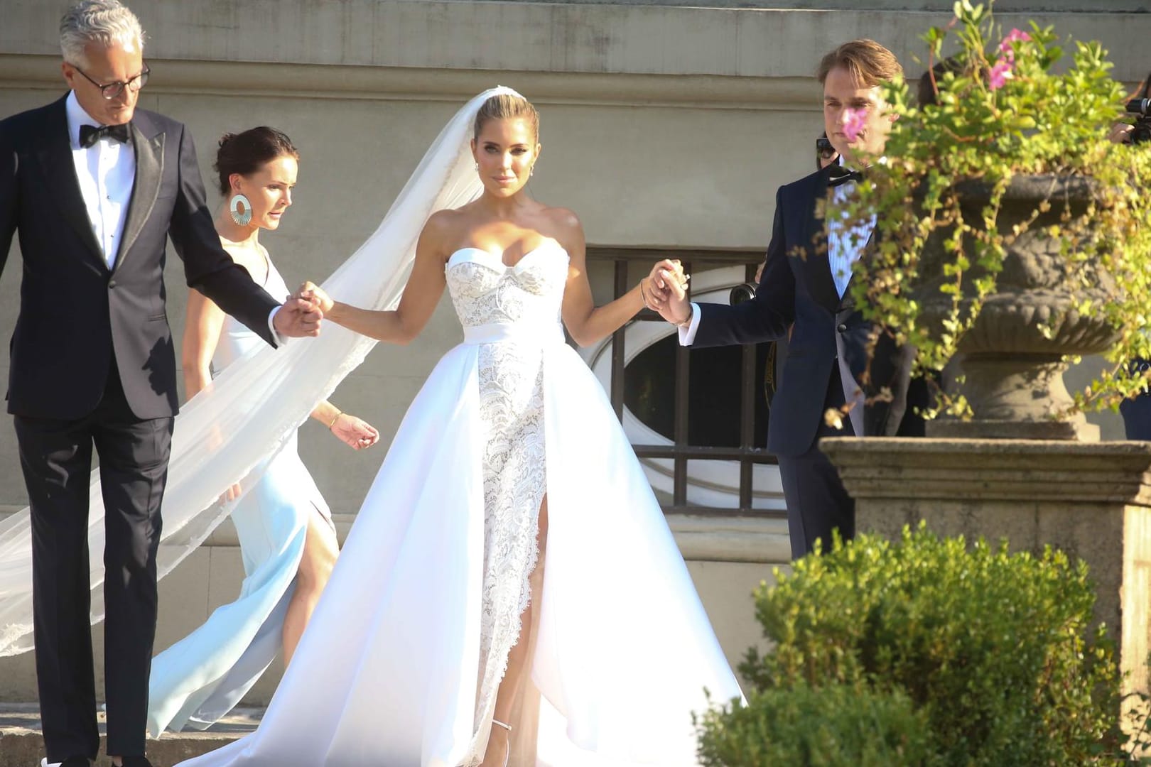 Sylvie Meis in einer Traumrobe von Designerin Galia Lahav.