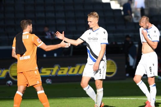 Zumindest über einen Punkt konnten sich die Bielefeld-Profis bei Eintracht Frankfurt freuen.