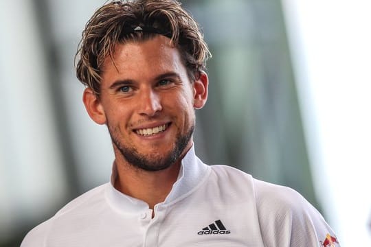 US-Open-Sieger Dominic Thiem sieht Nadal und Djokovic beim Tennis-Turnier in Paris als die Favoriten.