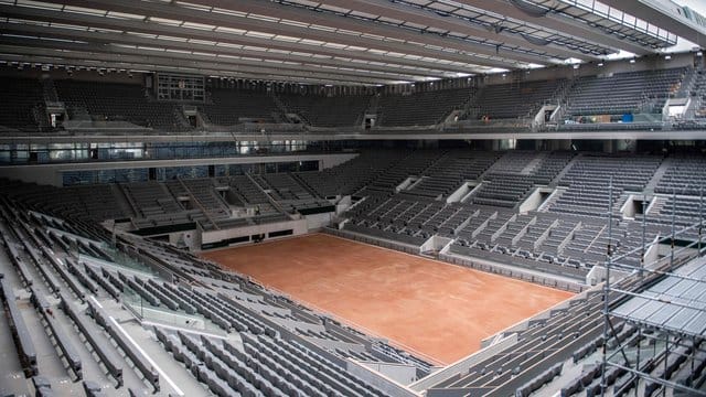 Kurz vor Beginn der Qualifikation haben die Veranstalter der French Open die ersten Coronavirus-Fälle öffentlich gemacht.