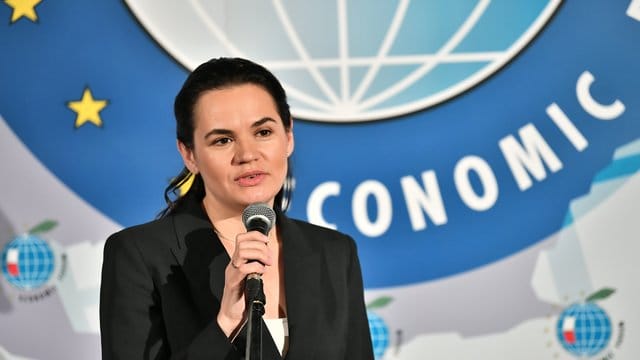 Ihr Besuch in Brüssel sorgt für Kritik: die belarussische Oppositionsführerin Swetlana Tichanowskaja. Ihr Besuch in Brüssel sorgt für Kritik: die belarussische Oppositionsführerin Swetlana Tichanowskaja.