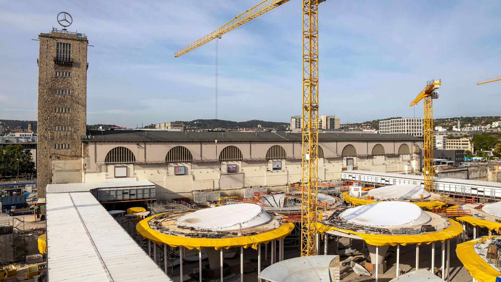 Blick auf die "S21"-Baustelle: 33 Arbeiter sollen sich mit dem Coronavirus infiziert haben.