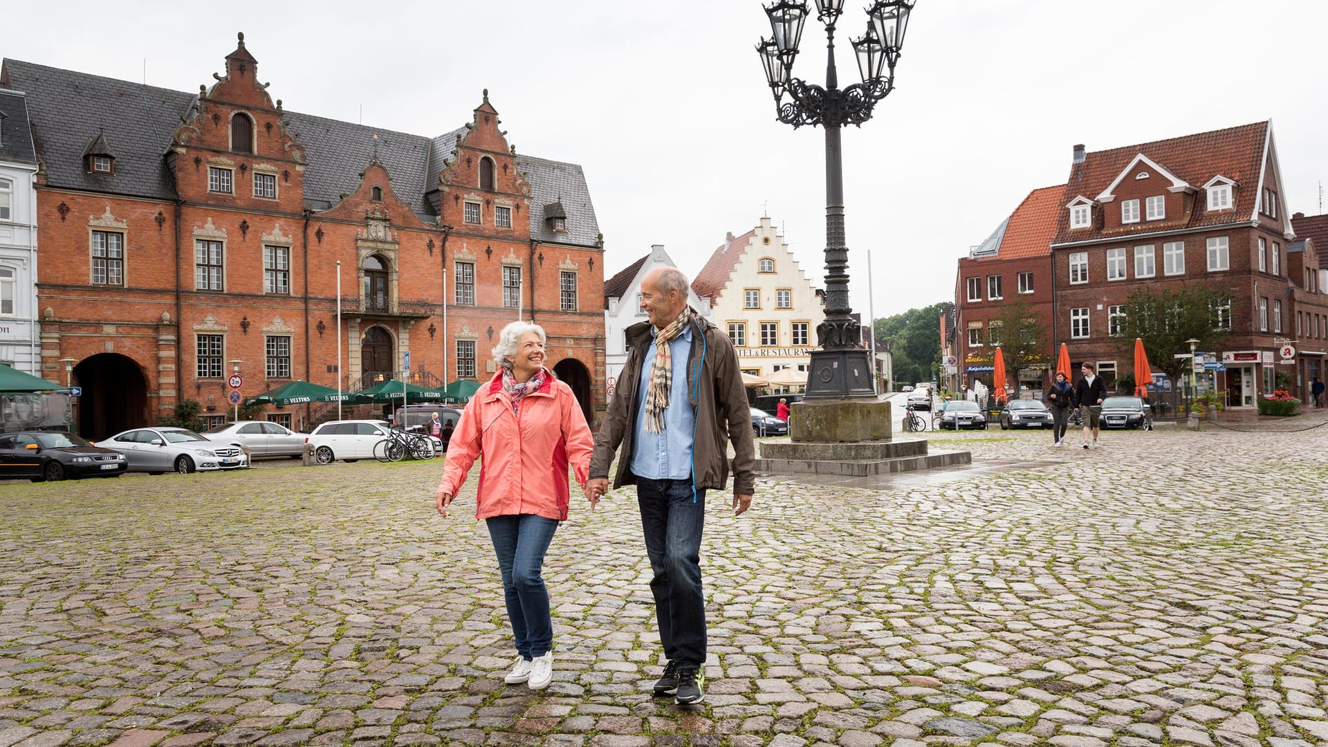 Einst sollte die Stadt mächtiger als Hamburg werden: Glückstadt an der Elbe hat einen hübschen, historischen Stadtkern – und ist angenehm überschaubar.