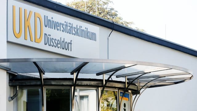 Der Haupteingang der Uniklinik Düsseldorf: Die mutmaßlichen Hacker, die den IT-Ausfall an der Klinik bewirkten, sollen aus Russland kommen.