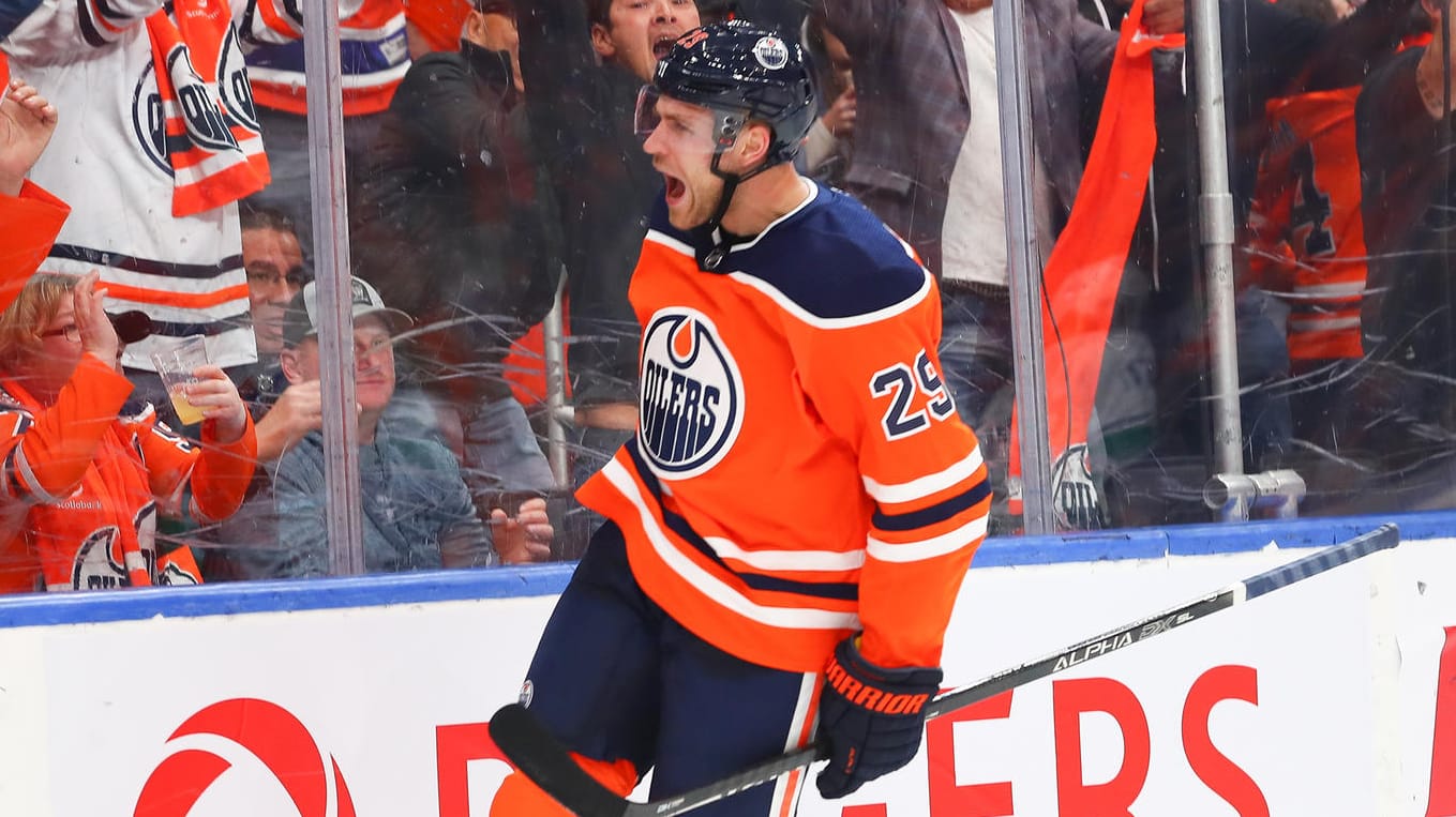 Center der Edmonton Oilers: Leon Draisaitl spielt seit sechs Jahren in der NHL und absolvierte dort bisher über 400 Partien.