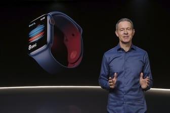Apple präsentiert die neue Apple-Watch.