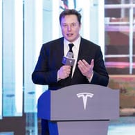 Elon Musk: Beim "Battery Day" wird er eine neue Tesla-Entwicklung vorstellen.