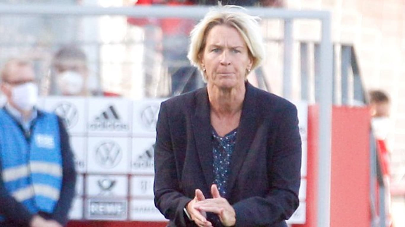 Kann mit den DFB-Frauen in der EM-Qualifikation auf eine makellose Bilanz verweisen: Bundestrainerin Martina Voss-Tecklenburg.