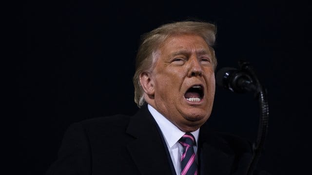 US-Präsident Donald Trump macht die chinesische Führung für die Corona-Pandemie verantwortlich. US-Präsident Donald Trump macht die chinesische Führung für die Corona-Pandemie verantwortlich.