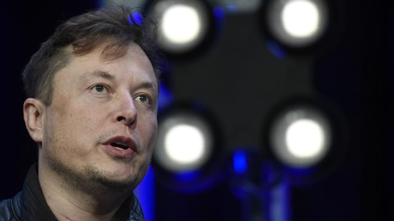 Tesla-Chef Elon Musk verspricht ein günstiges E-Auto.