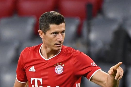 Robert Lewandowski wurde als Europas Fußballer des Jahres nominiert.